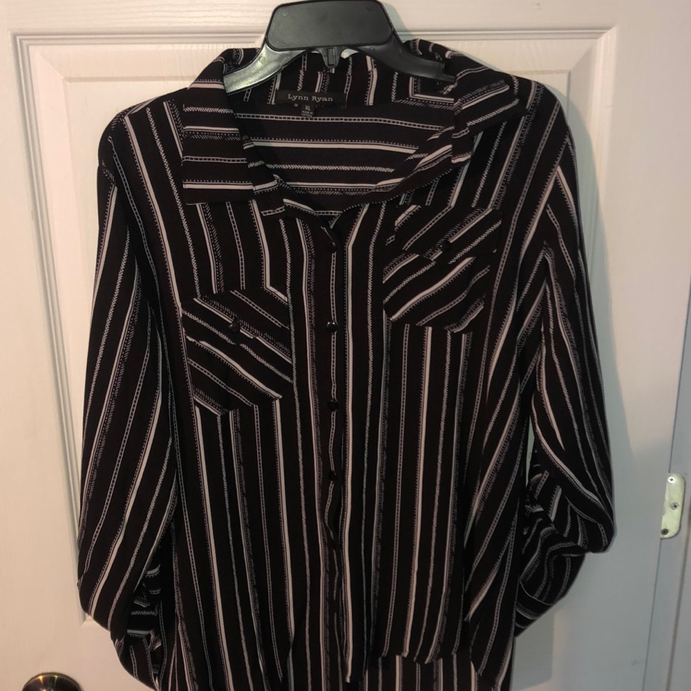 Women’s button down top